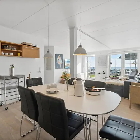 Apartment Seba - 500m From The Sea In Bornholm By Interhome